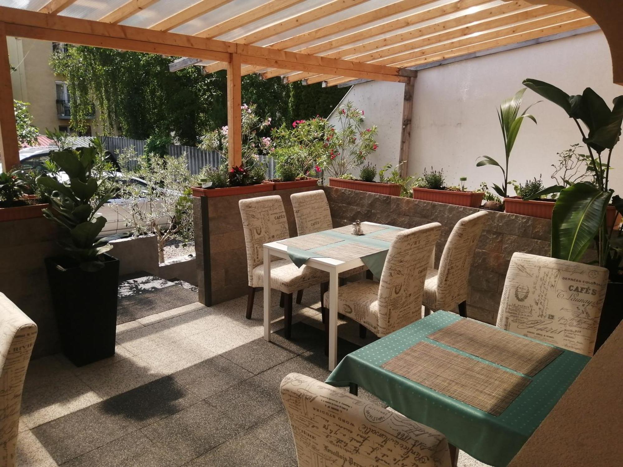 Filsdeger Haz - & Apartmans Bed & Breakfast 2*