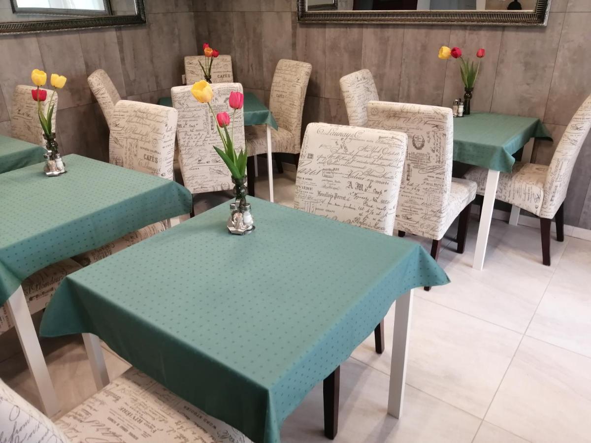 Bed & Breakfast Filsdeger Haz - & Apartmans