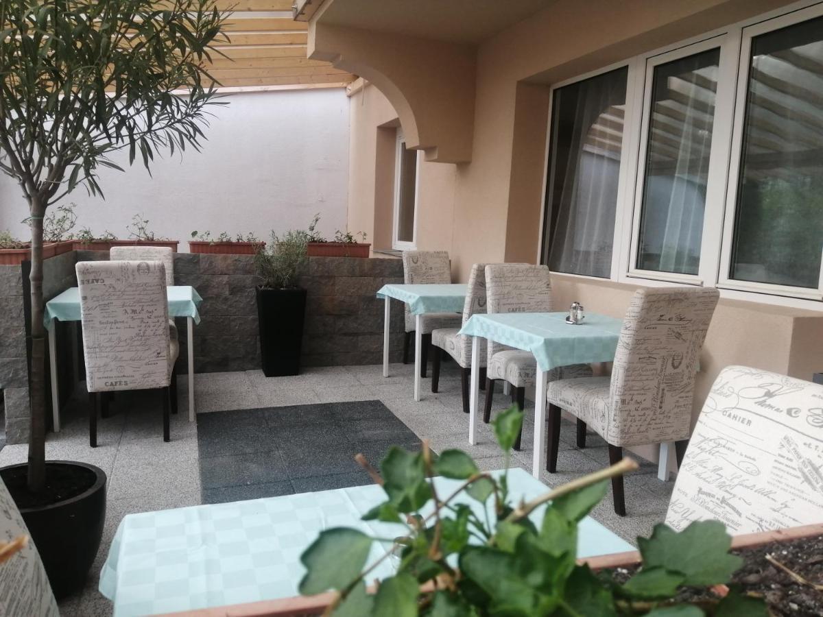 Bed & Breakfast Filsdeger Haz - & Apartmans 2*