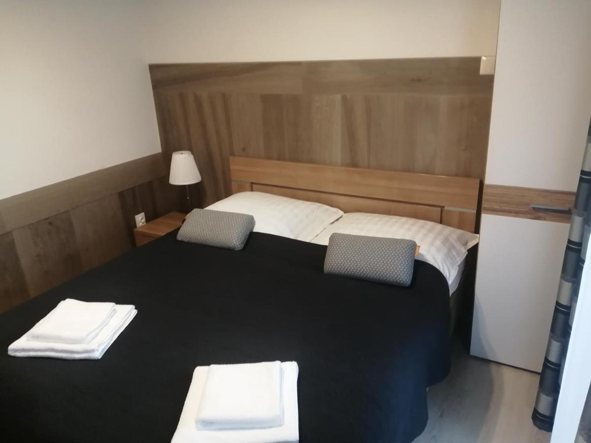 Bed & Breakfast Filsdeger Haz - & Apartmans